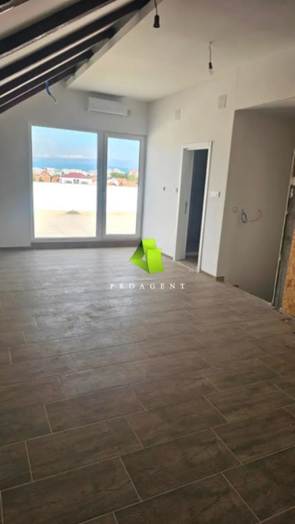 Sale, three bedroom apartment, 175m², Pantelej, Niš