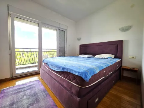 Prodaja, stan, 64m², Pobrežje, Podgorica - image 8
