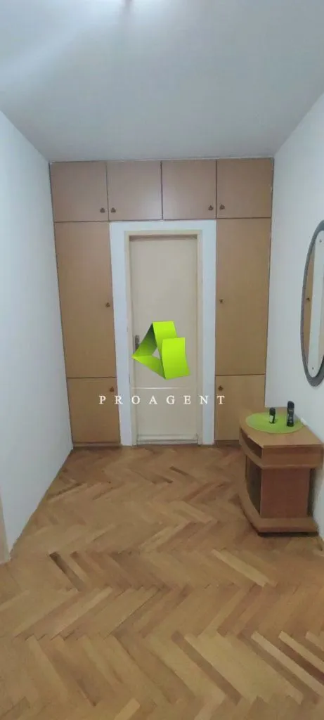 Prodaja, trosoban stan, 95m², Pantelej, Niš