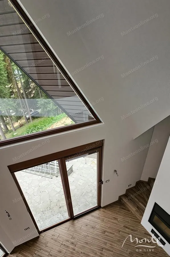 Prodaja, kuća, 160m², Žabljak, Crna Gora