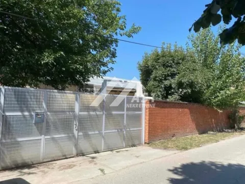 Sale, office space, 250m², Beočin, Srbija - image 1