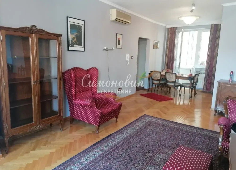 Prodaja, trosoban stan, 88m², Vračar Sve Podlokacije, Beograd