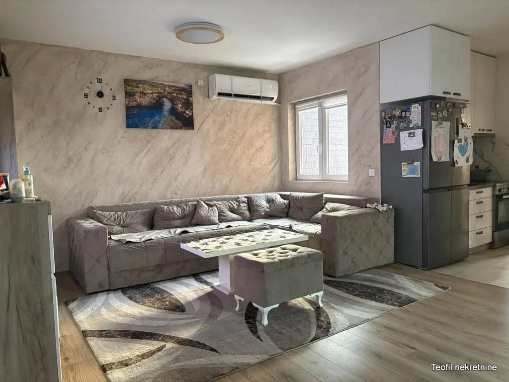Prodaja, trosoban stan, 75m², Arnajevo, Barajevo
