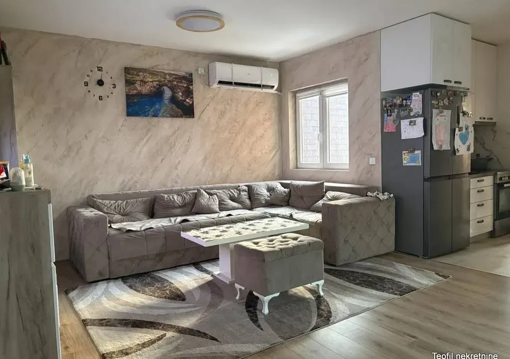 Prodaja, trosoban stan, 75m², Arnajevo, Barajevo
