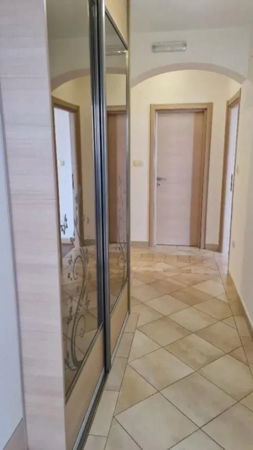 Rent, one bedroom apartment, 54m², Preko Morače, Podgorica