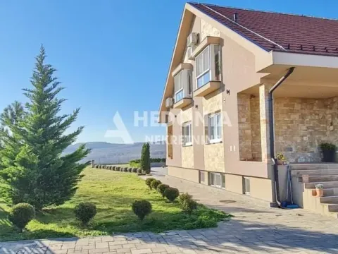 Prodaja, kuća, 426m², Boleč, Grocka - image 6