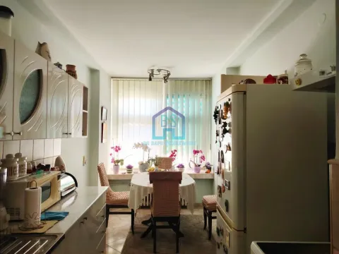 Prodaja, trosoban stan, 71m², Stari grad, Novi Sad - image 5