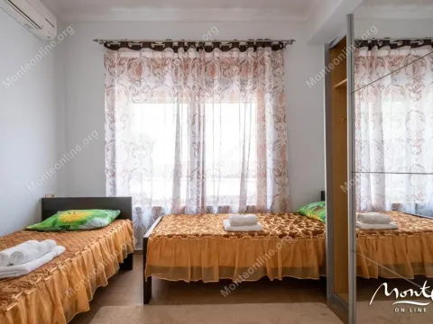 Sale, two bedroom apartment, 79m², Orahovac, Kotor - image 12