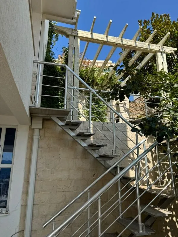 Sale, house, 306m², Dobra Voda, Budva