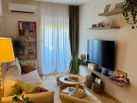 Rent, one bedroom apartment, 40m², Central Point, Podgorica - image 2