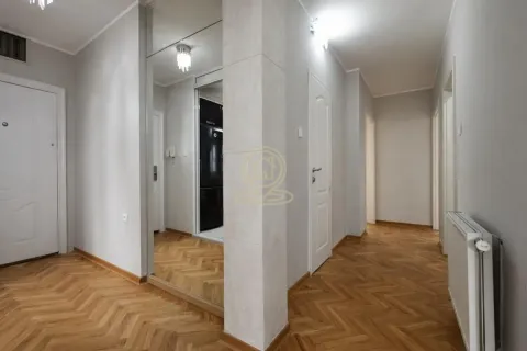 Prodaja, trosoban stan, 78m², Stari grad, Novi Sad - image 10