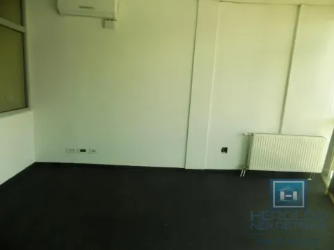Rent, office space, 213m², Centar, Paraćin - image 15
