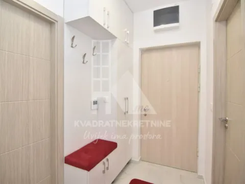 Izdavanje, jednosoban stan, 45m², Pobrežje, Podgorica - image 8