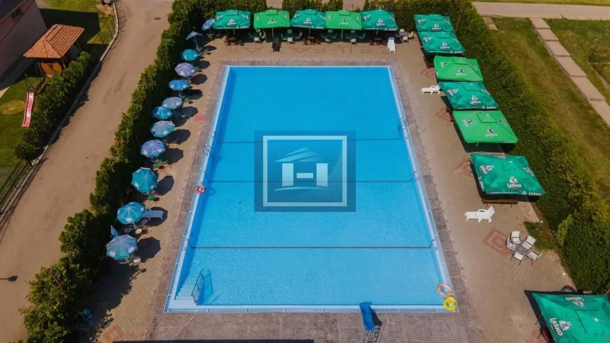 Prodaja, poslovni prostor, 69m², Ražanj, Srbija