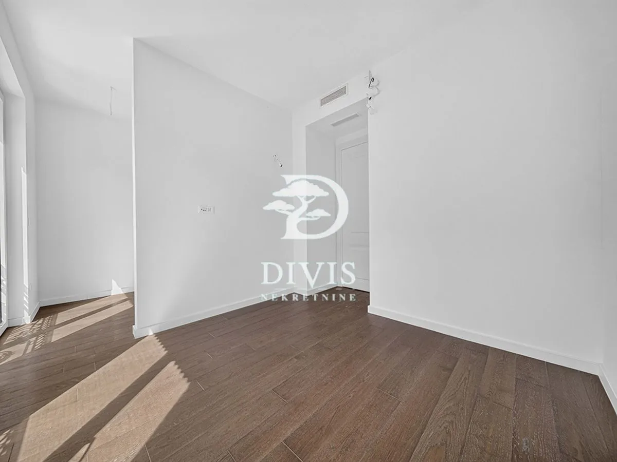 Sale, four bedroom apartment, 132m², Vračar Hram, Vračar Sve Podlokacije