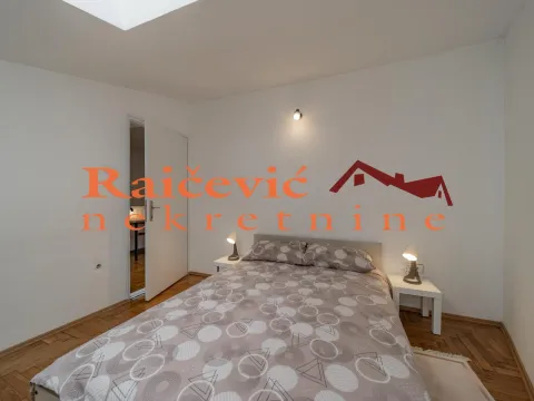 Sale, house, 110m², Zemun Gardoš, Zemun Sve Podlokacije - image 17