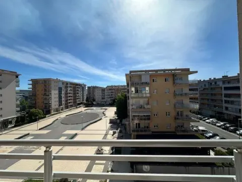 Rent, one bedroom apartment, 51m², City Kvart, Podgorica - image 3