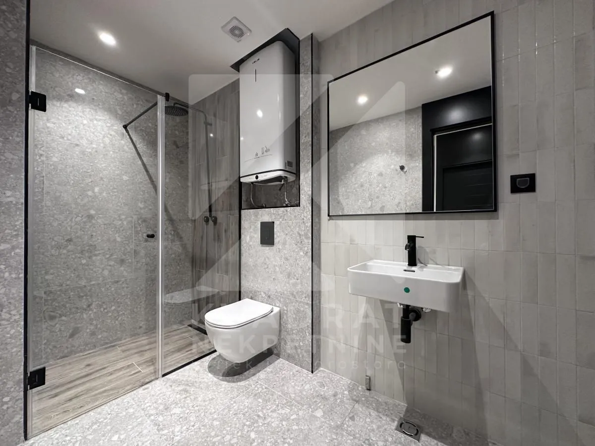 Prodaja, četvorosoban stan, 107m², Centar, Kolašin