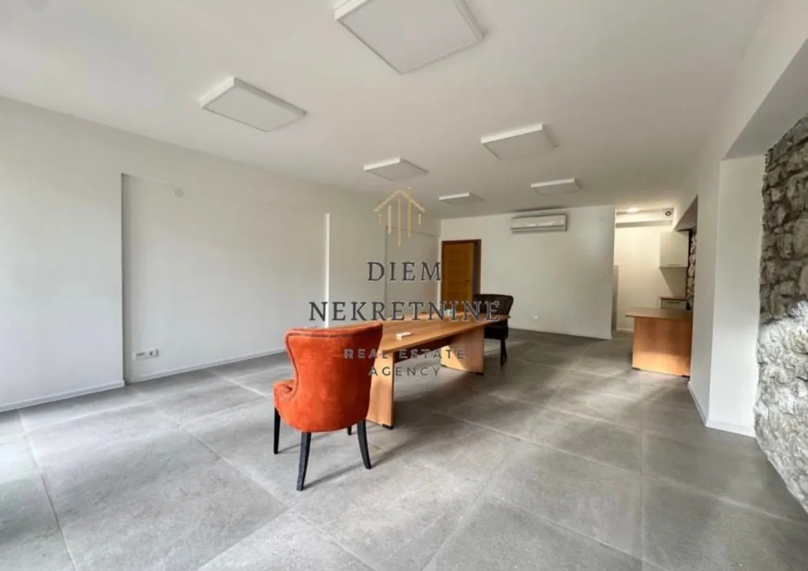 Rent, office space, 120m², Centar, Podgorica
