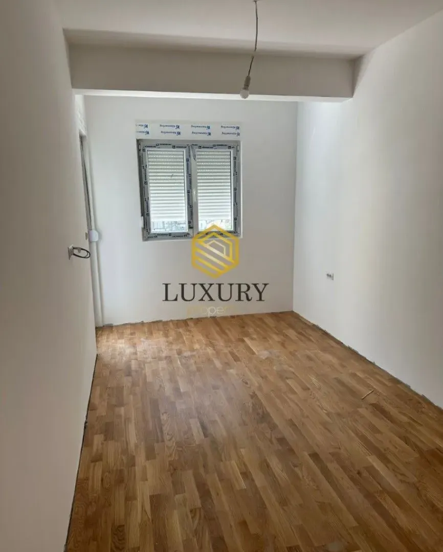 Prodaja, jednosoban stan, 42m², Podkošljun, Budva