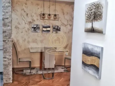 Izdavanje, dvosoban stan, 42m², Centar, Novi Sad - image 5