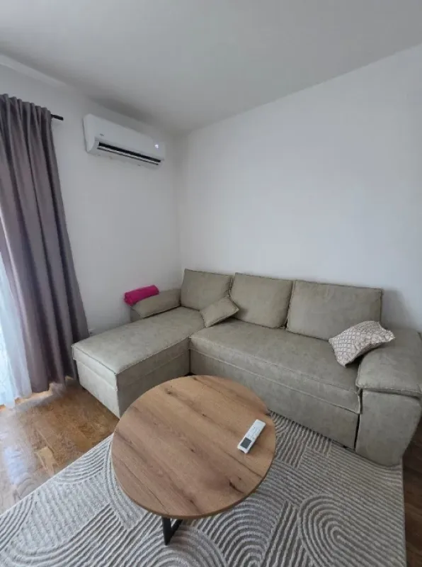 Prodaja, jednosoban stan, 50m², Ilino, Bar