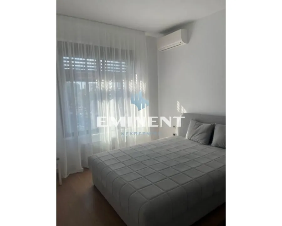 Rent, two bedroom apartment, 42m², Novi Beograd Blok 67, Novi Beograd Sve Podlokacije