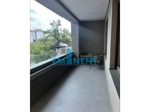 Izdavanje, trosoban stan, 89m², Stari Grad, Beograd - image 8