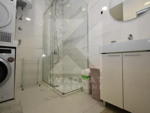 Rent, two bedroom apartment, 70m², Central Point, Podgorica - image 12