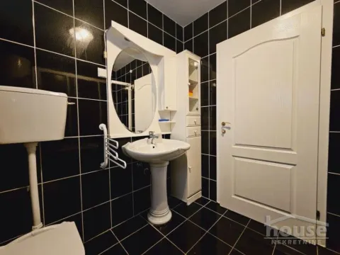 Prodaja, kuća, 210m², Telep, Novi Sad Sve Podlokacije - image 8