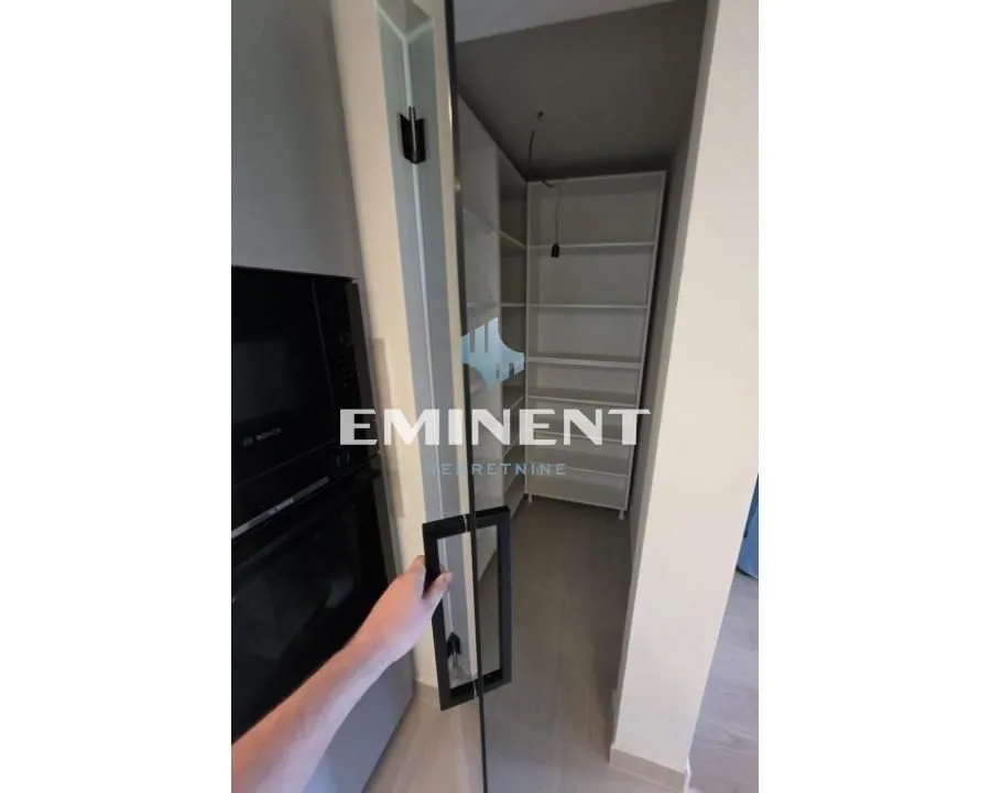 Rent, three bedroom apartment, 80m², Novi Beograd Blok 65, Novi Beograd Sve Podlokacije