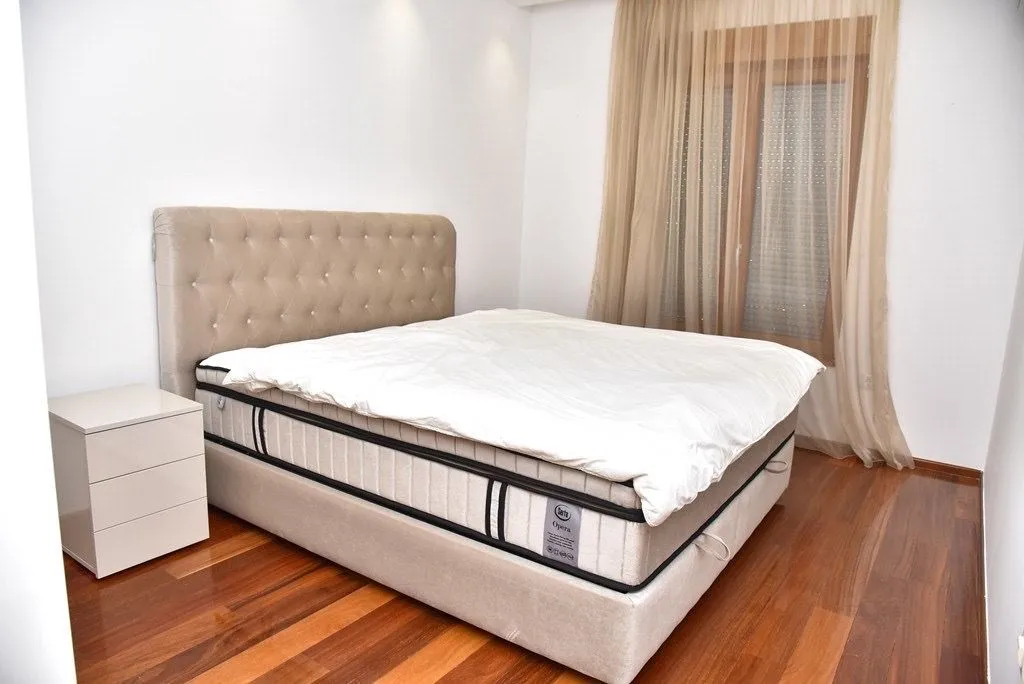 Rent, four bedroom apartment, 140m², Centar, Podgorica