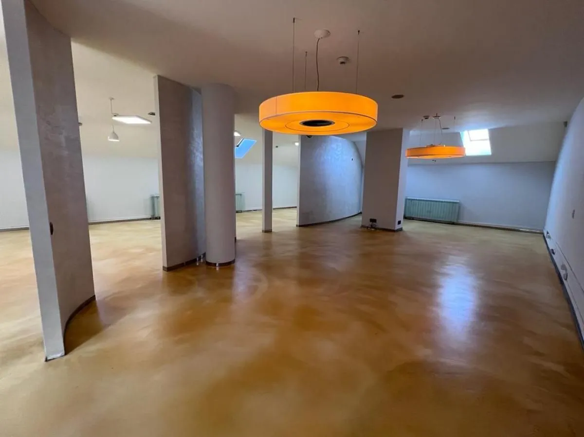 Rent, office space, 360m², Centar, Novi Sad