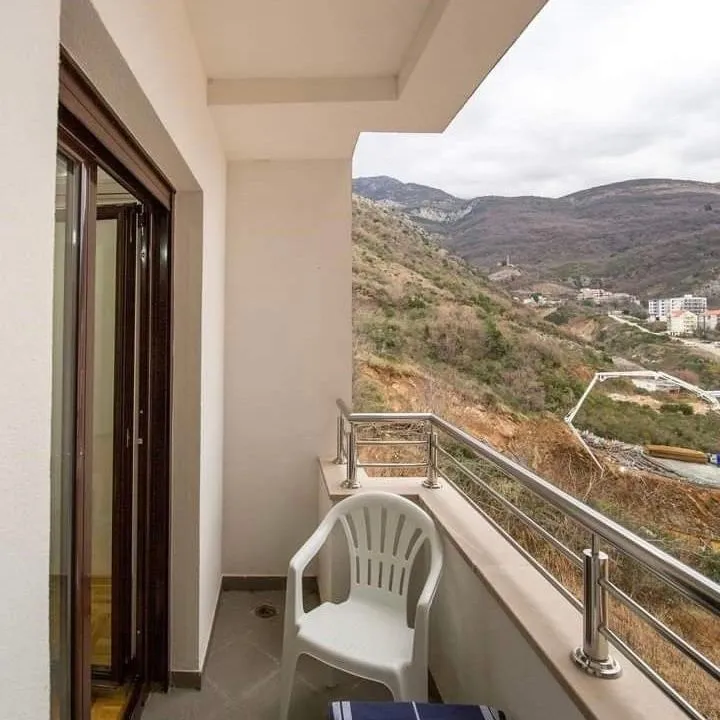 Sale, one bedroom apartment, 47m², Bečići, Budva