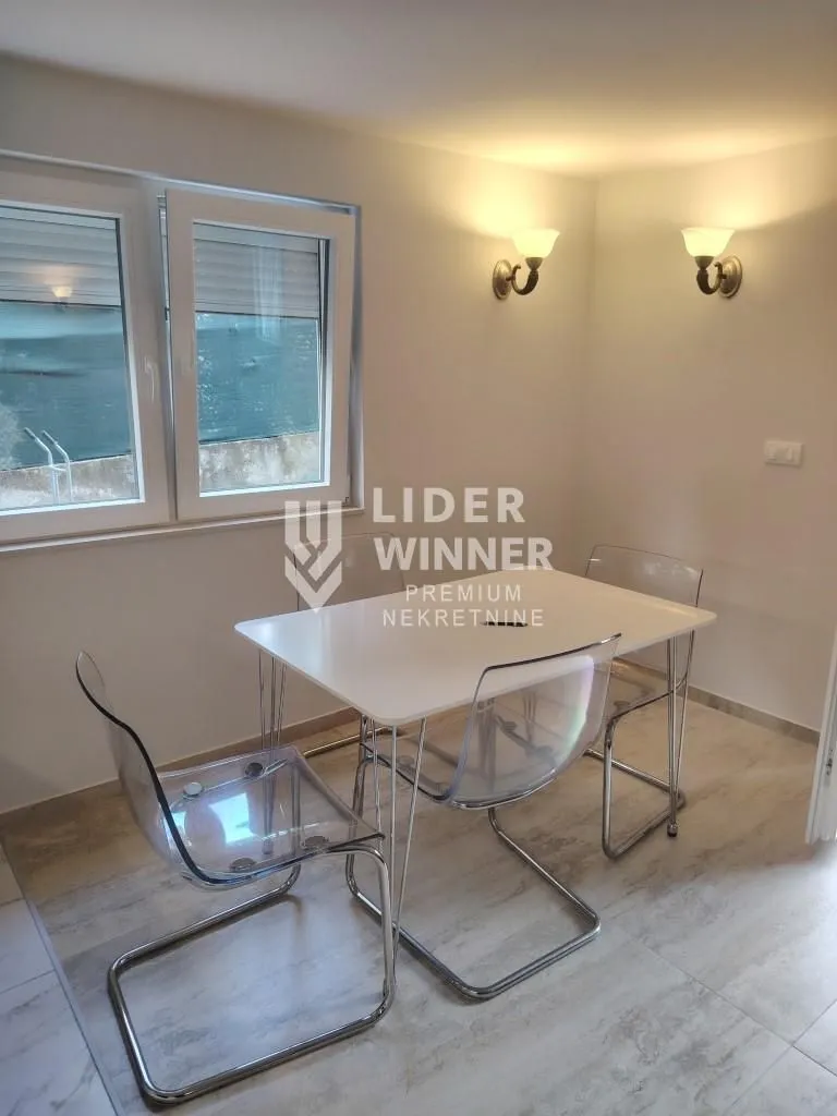 Izdavanje, jednosoban stan, 38m², Cerak, Beograd