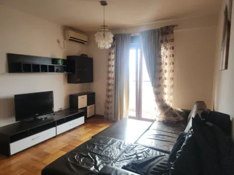 Rent, two bedroom apartment, 68m², Stari Aerodrom, Podgorica