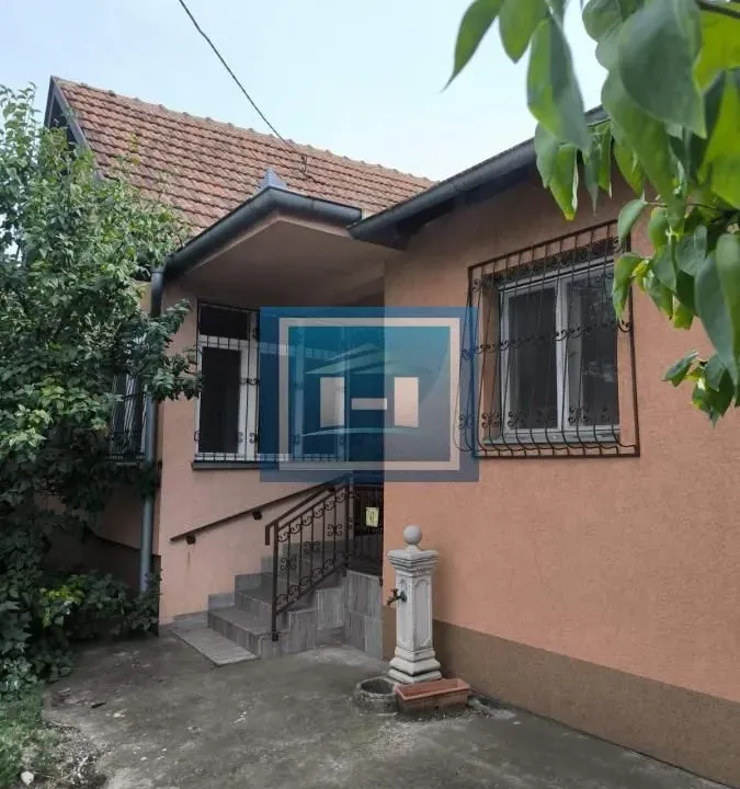 Prodaja, kuća, 92m², Dom Zdravlja, Ćuprija