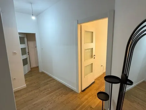 Prodaja, stan, 78m², Centar, Podgorica - image 14