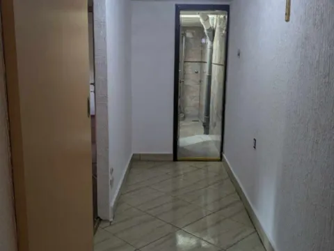 Prodaja, jednosoban stan, 40m², Centar, Podgorica - image 2