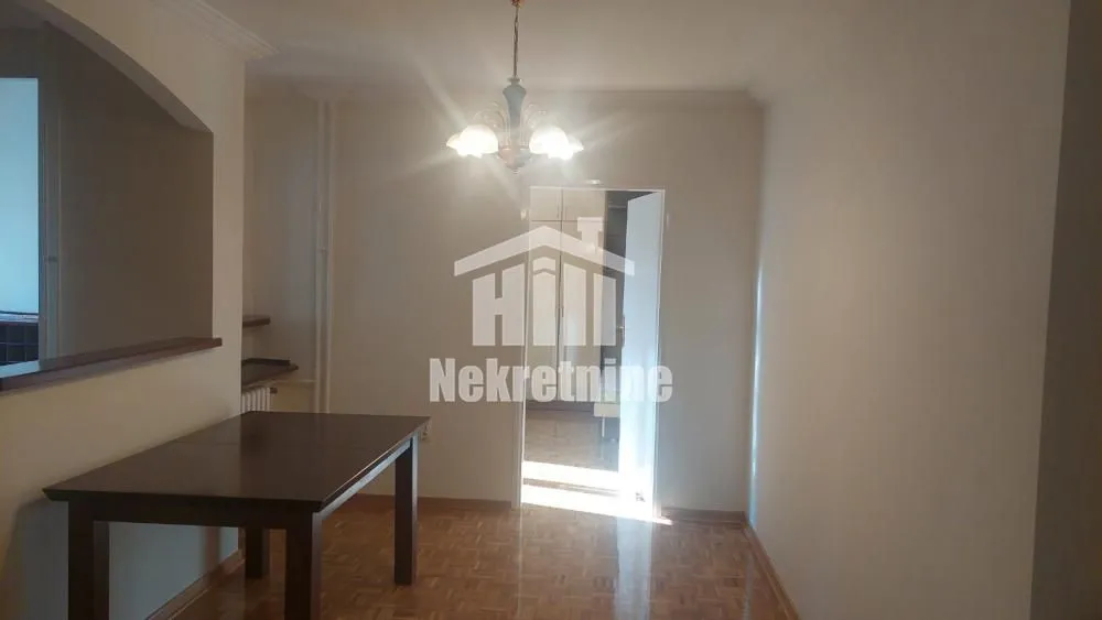 Izdavanje, trosoban stan, 93m², Stari Košutnjak, Rakovica