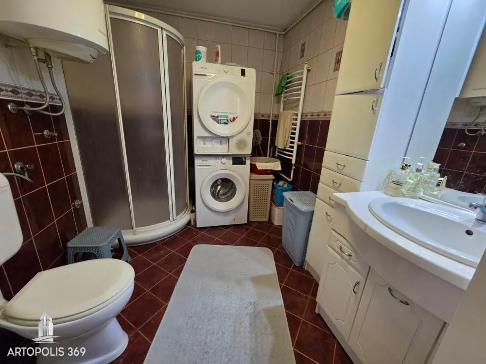 Prodaja, stan, 116m², Novi Beograd Blok 28, Novi Beograd Sve Podlokacije