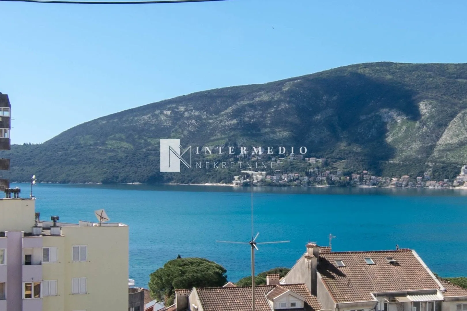 Rent, four bedroom apartment, 137m², Topla, Herceg Novi