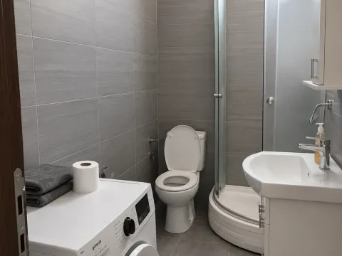 Prodaja, jednosoban stan, 33m², Zlatica, Podgorica - image 4