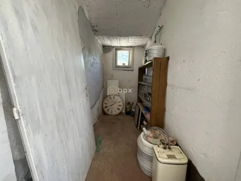 Prodaja, kuća, 136m², Niška Banja, Niš - image 13