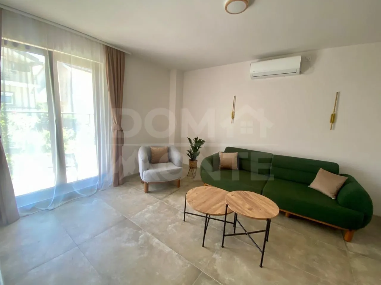 Izdavanje, dvosoban stan, 52m², Marići, Tivat
