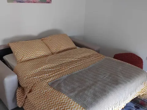 Izdavanje, garsonjera, 35m², Šušanj, Bar - image 2