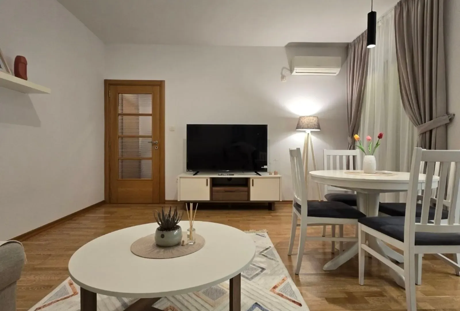 Izdavanje, jednosoban stan, 46m², Nova Dalmatinska, Podgorica