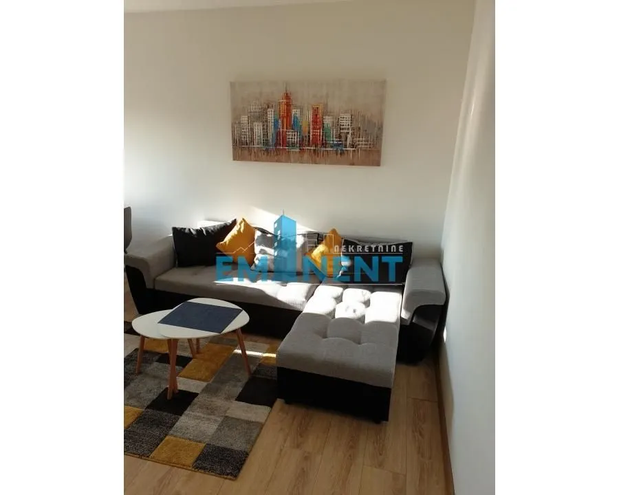 Izdavanje, stan, 34m², Zemun Centar, Zemun Sve Podlokacije