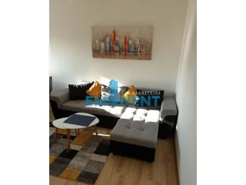 Izdavanje, stan, 34m², Zemun Centar, Zemun Sve Podlokacije - image 2