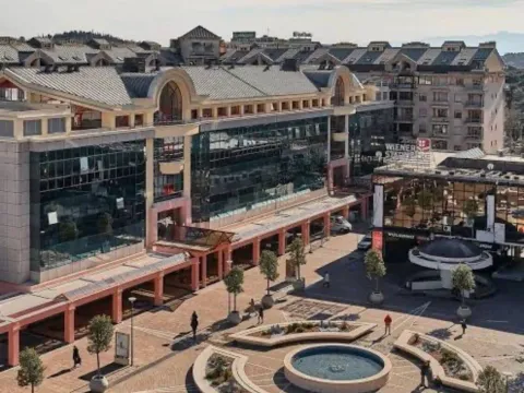 Rent, office space, 24m², Preko Morače, Podgorica